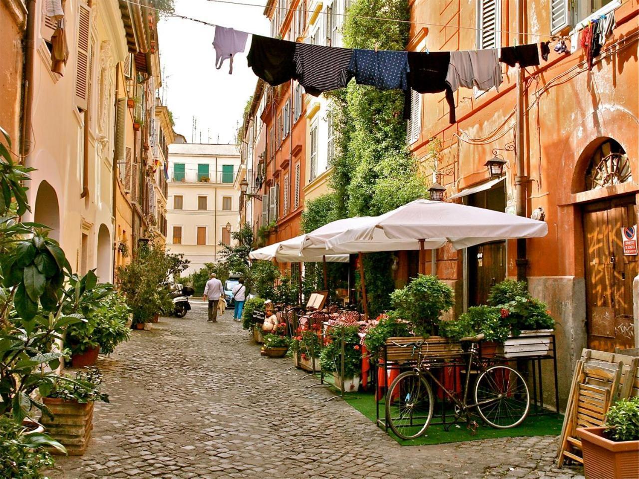 Guest House O Affittacamere La Civetta Di Trastevere B Rome Bagian luar foto
