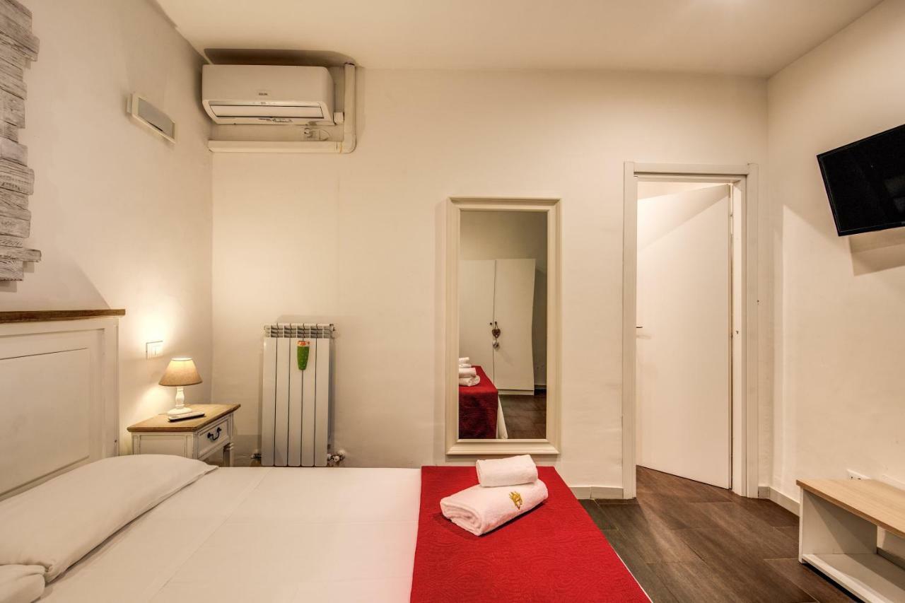 Guest House O Affittacamere La Civetta Di Trastevere B Rome Bagian luar foto